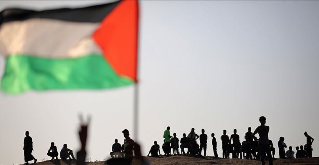 İsrail Gazze'deki Filistinlileri Tehcire Zorluyor