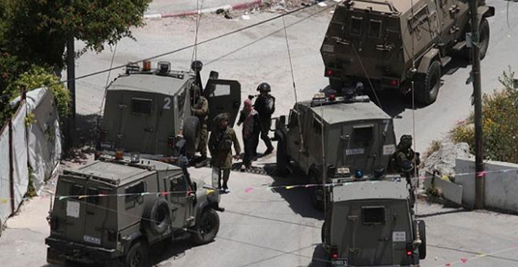 İsrail Güçleri Baskın Düzenledi:18 Filistinli Gözaltında