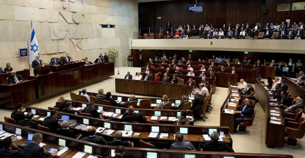 İsrail Parlamentosu Erken Seçim Kararı için Sandık Başında