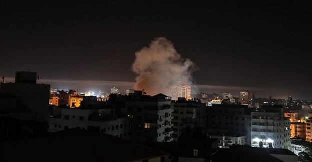 İsrail'den Gazze'ye Hava Saldırısı
