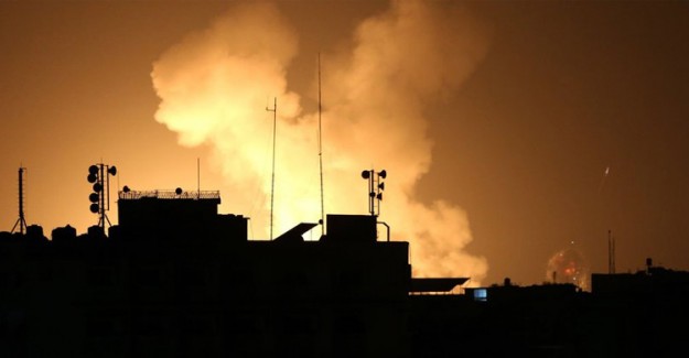 İsrail'den Şam Yakınlarına Hava Saldırısı 