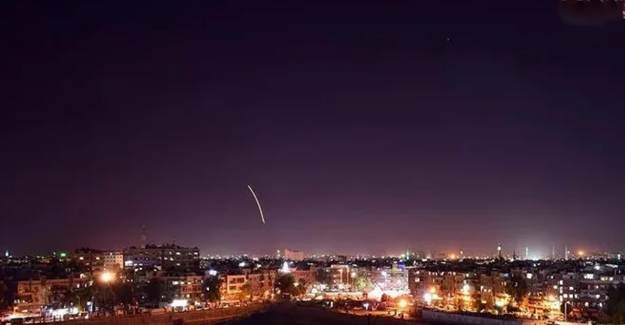 İsrail'den Şam'a Ağır Bombalı Saldırı