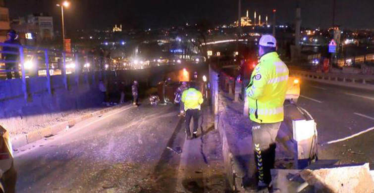 İstanbul Beyoğlu'nda korkutan kaza: Tabelaya çarpıp takla attı!