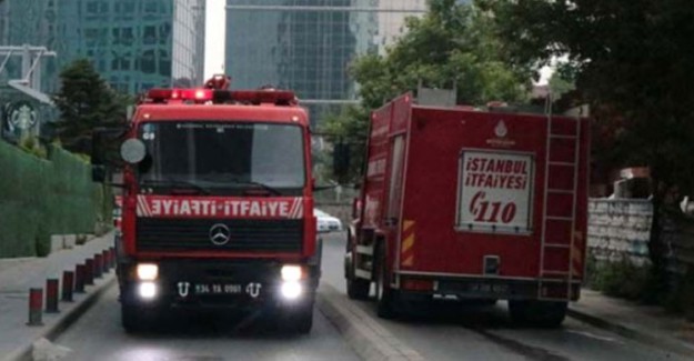 İstanbul Karaköy'de Bir Otelde Yangın Çıktı