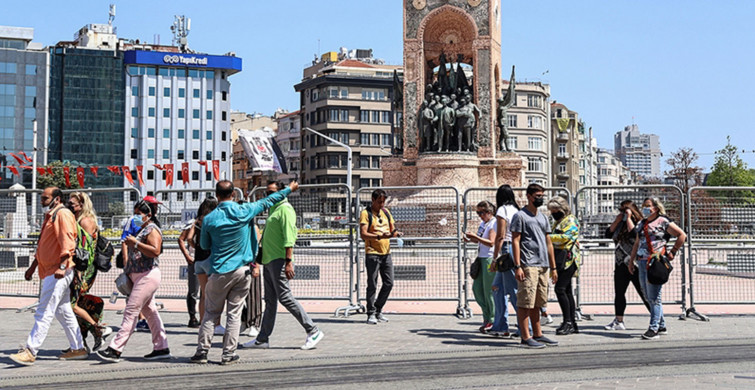 İstanbul Son 16 Ayda Ağırladığı Turist Sayısında Rekor Kırdı