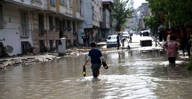İstanbul Valiliği Yaşanan Sel Felaketinin Bilançosunu Açıkladı