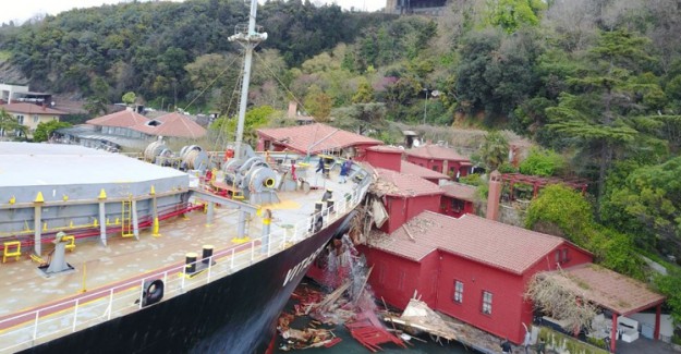 İstanbul Valiliği'nden Gemi Kazasıyla İlgili İlk Açıklama