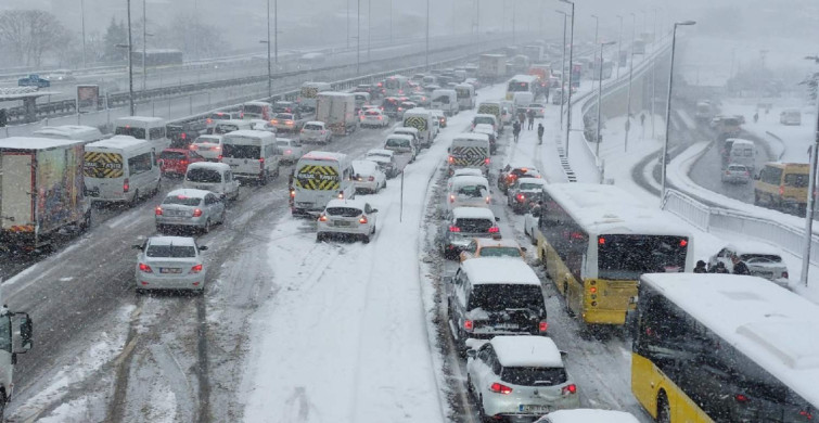 İstanbul’a kar yağacak mı, ne zaman yağacak? 26 Ocak İstanbul yağmurlu mu? 26 Ocak 2023 Perşembe İstanbul hava durumu