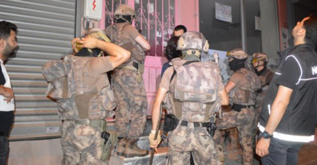 İstanbul'da 600 Polislik Dev Narkotik Operasyonu