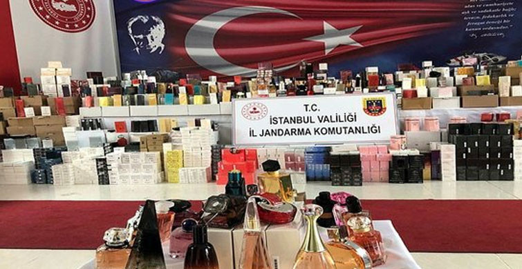 İstanbul'da Kaçak Parfüm Operasyonu Yapıldı