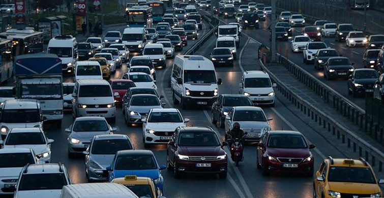 İstanbul'da Kısıtlama Sonrası Trafik Yoğunluğu Yüzde 62 Oldu