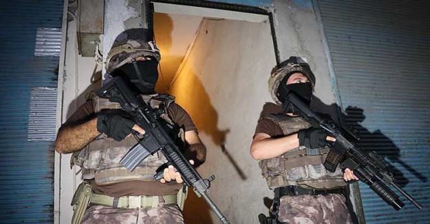 İstanbul'da Operasyon, DAEŞ Bağlantılı 17 Şüpheli Tutuklandı