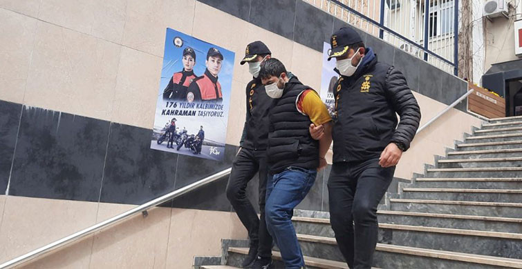 İstanbul’da Cep Telefonu Dükkanına Giren Hırsızlar Tutuklandı
