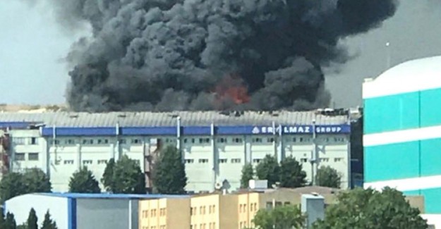 İstanbul'da Tekstil Fabrikasında Yangın