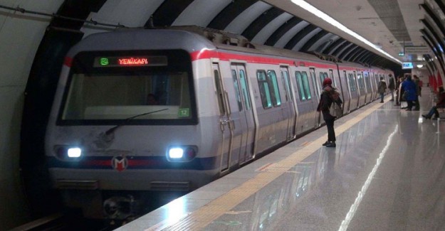 İstanbul'da Yılbaşı İçin Otobüs ve Metro Seferlerinde Düzenleme Yapıldı