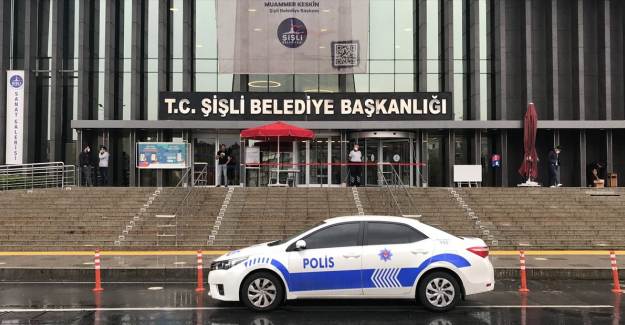 İşten Kovulan Temizlik Görevlisi CHP'li Belediye'yi Haczetti