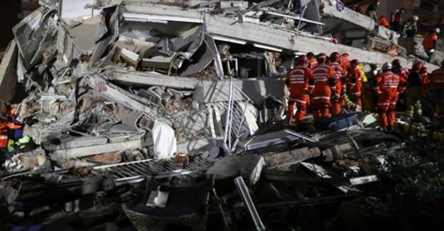 İzmir Depremi Beklenen Büyük İstanbul Depremini Tetikler mi? 