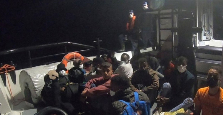 İzmir ve Aydın'da Yunanistan Unsurlarınca Türk Kara Sularına İtilen 128 Sığınmacı Kurtarıldı
