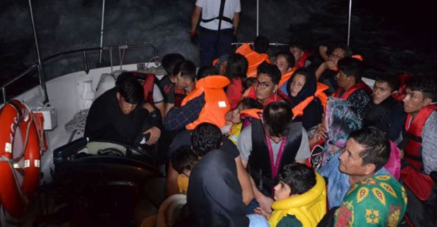 İzmir'de 200 Düzensiz Göçmen Yakalandı