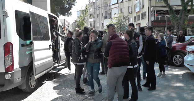 İzmir'deki Büyük Uyuşturucu Operasyonunda 10 Tutuklama 