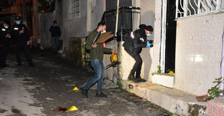 İzmir'de, Misafirliğe Gittiği Evde Husumetlisi Tarafından Silahla Vuruldu