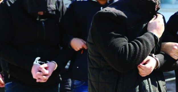 İzmir'de Terör Operasyonu; 10 Kişi Yakalandı