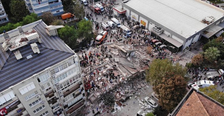 İzmir'deki Deprem Konutlarının Teslimine Başlanacak