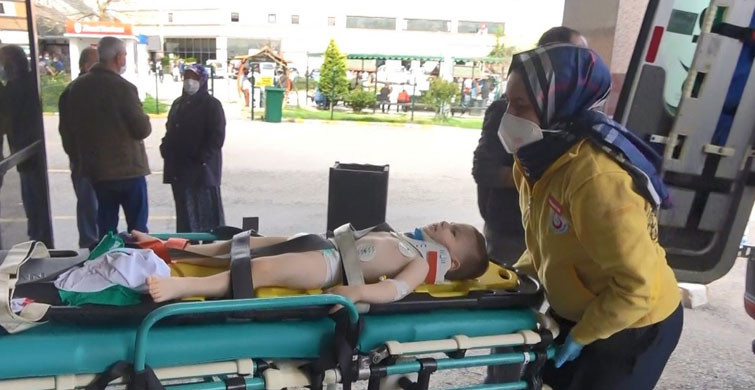 İzmit'te İki Yaşındaki Çocuk Balkondan Düştü