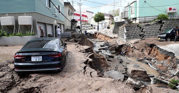 Japonya'da Deprem! 7 Kişi Hayatını Kaybetti
