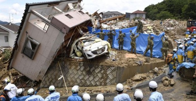 Japonya'da Facia! 100 Ölü, Kayıplar Var
