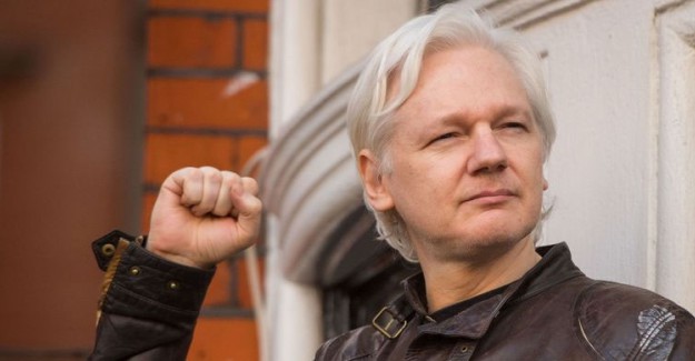 Julian Assange Londra'da Tutuklandı