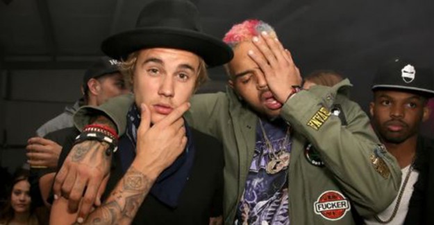 Justin Bieber, Tacizden Suçlanan Chris Brown'a Destek Verdi