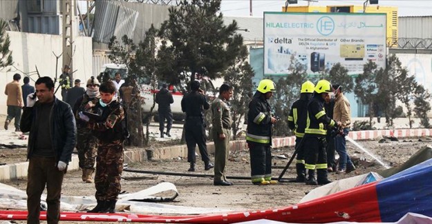 Kabil'de Bombalı Saldırı: 9 Yaralı!