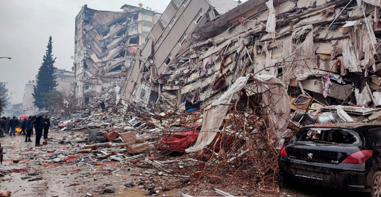 Kahramanmaraş depremi İngiliz manşetlerinde: 100 yılın en büyük felaketi