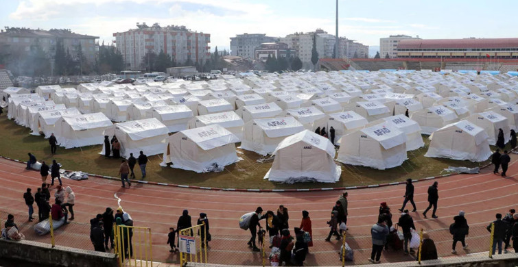 Kahramanmaraş’ta çadır kentler kurulmaya başlandı