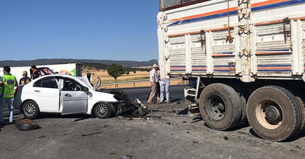 Kahramanmaraş'ta Kamyon İle Otomobil Çarpıştı: 1 Ölü