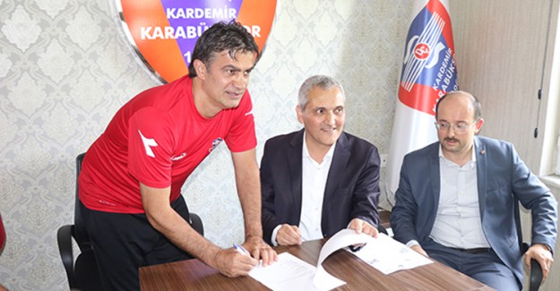 Kardemir Karabükspor'da Yeni Teknik Direktörü İsmail Demirci Oldu