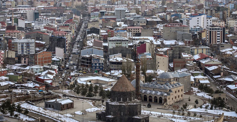Kars Harakani Devlet Hastanesi Ayda 36 bin Hastayı Tedavi Ediyor