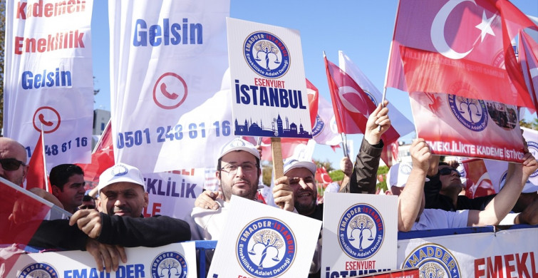 Kartal'da Kademeli Emeklilik İçin Miting Düzenlendi