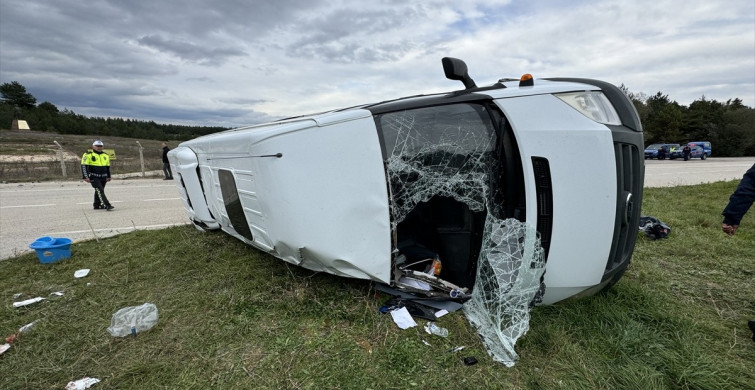 Kastamonu'da Okul Servisi ile Tır Çarpıştı: 12 Öğrenci Yaralı