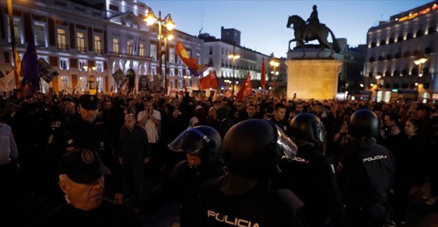 Katalonya'daki Gösteriler İspanya Geneline Sıçrıyor