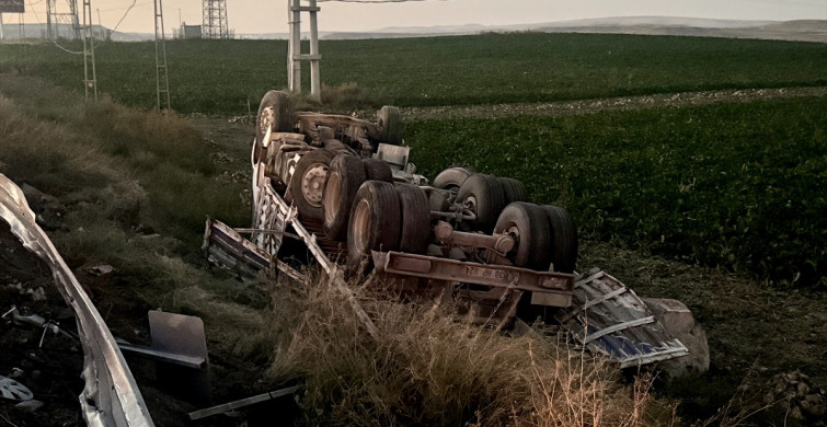 Kayseri'de Trafik Kazası: 1 Öğretmen Hayatını Kaybetti, 5 Yaralı