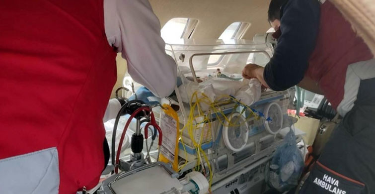 Kayseri’de Ambulans Uçak Kalp Hastası İki Bebek İçin Havalandı