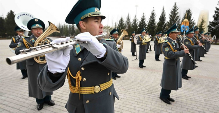 Kazakistan Cumhuriyet Günü Coşkuyla Kutlandı