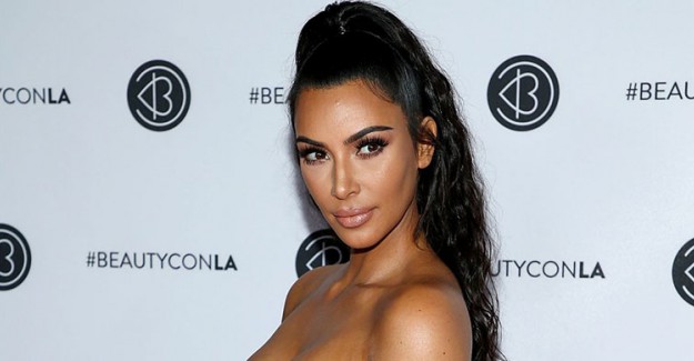 Kim Kardashian Boşanma Avukatı ile Görüştü