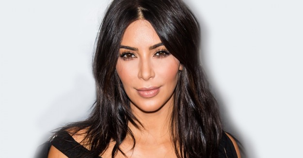 Kim Kardashian Fiziğiyle Dikkat Çekti