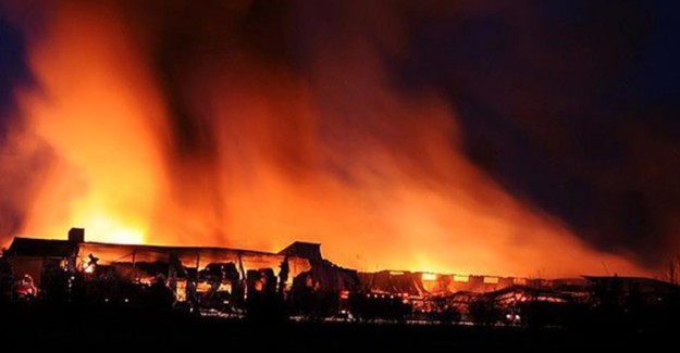 Kimyasal Tesiste Yangın, 22 Kişi Hayatını Kaybetti