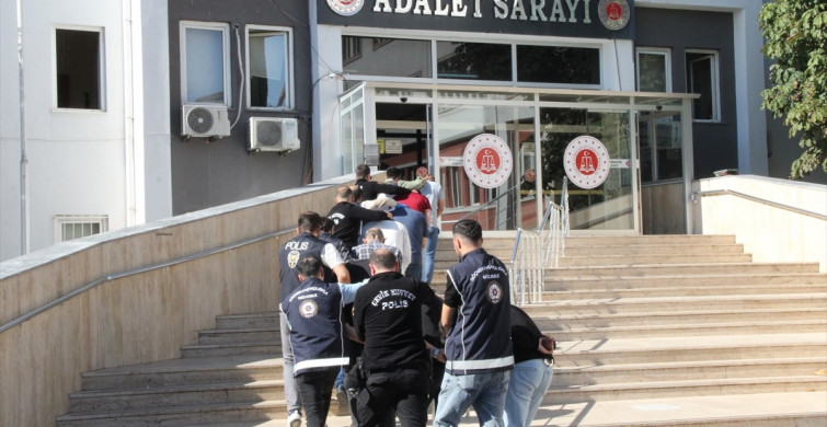 Kocaeli'de Düzensiz Göçmen Kaçakçılığı Operasyonu: 12 Şüpheli Tutuklandı