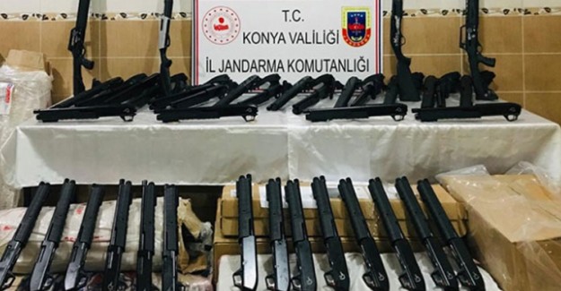 Konya'da Kargo Aracıyla Silah Kaçakçılığı! 173 Tüfek Ele Geçirildi