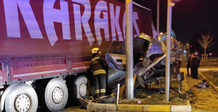 Konya’da Tır İle Otomobil Çarpıştı: 5 Yaralı